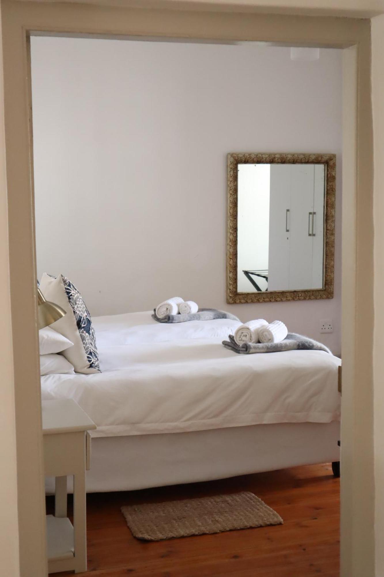 River Bend Guesthouses กราฟฟ์-เรเน็ต ภายนอก รูปภาพ